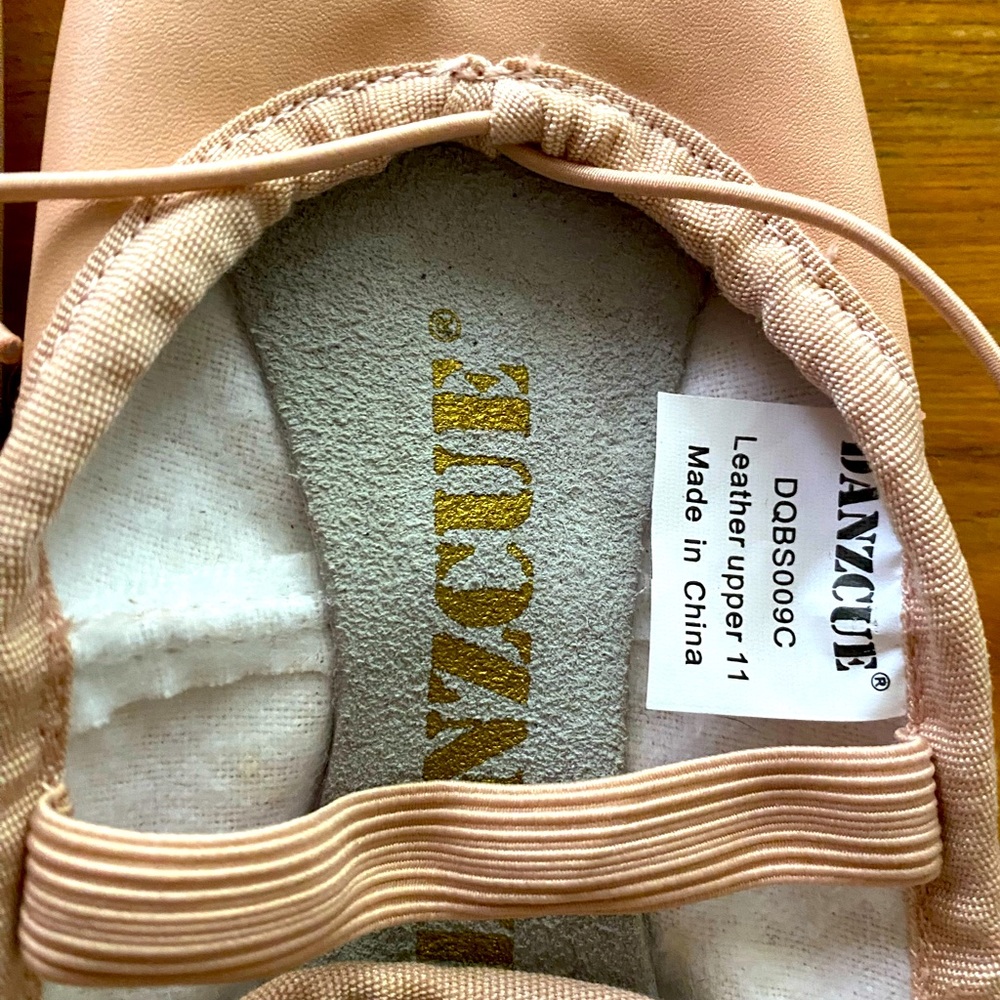 Little girls 🩰 ballet shoes slippers leather BRAND NEW